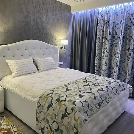 Amira 2 Apartment Търговище Екстериор снимка