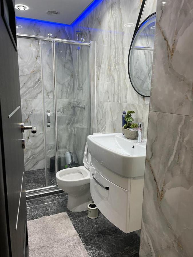 Amira 2 Apartment Търговище Екстериор снимка