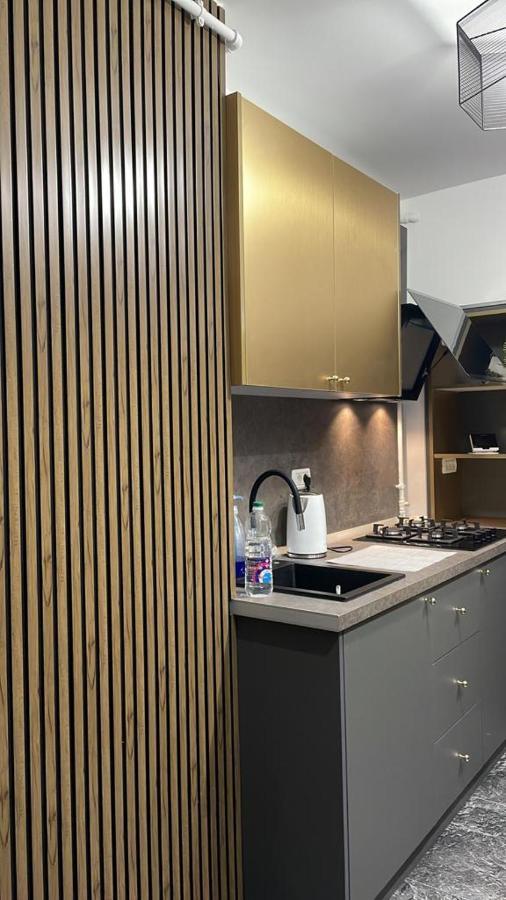 Amira 2 Apartment Търговище Екстериор снимка